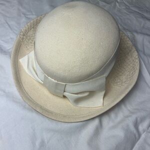 Vintage Betmar cream brimmed hat 100% wool. Made in the USA